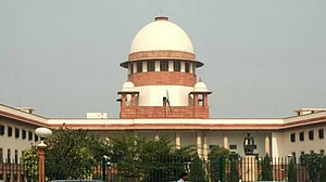 SC Asks Petitioner to Move Calcutta HC with Plea Concerning Exclusion from Ration List