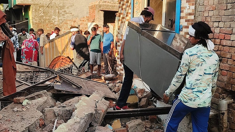 Demolition Drive In Nehru Colony, Other Faridabad Neighbourhoods: Protesting Residents Seek Compensation - Photo: PTI