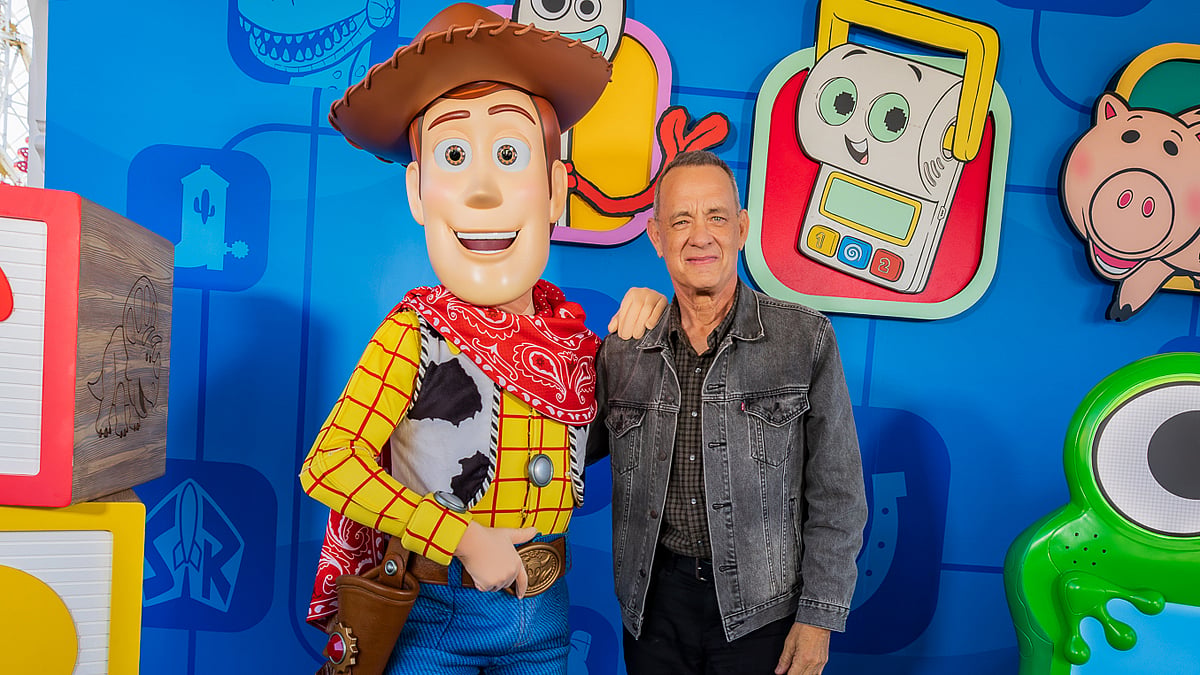 Tom Hanks  - X