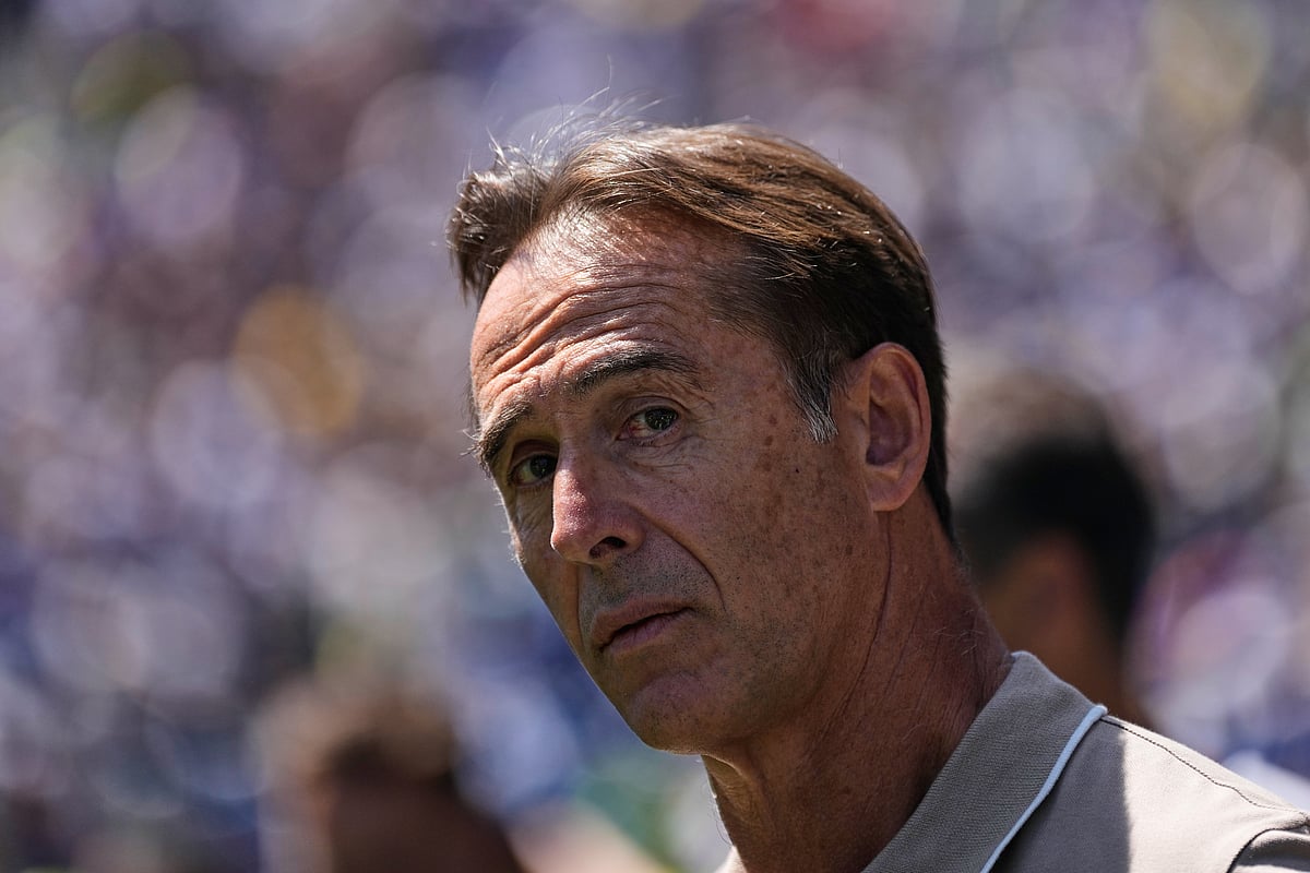 Bosnia Vs Qatar FIFA World Cup 2026 Group A Julen Lopetegui looks on AP Photo