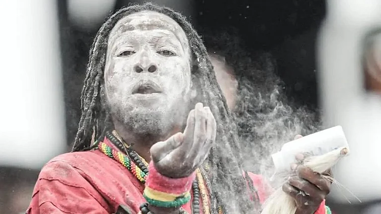 Nana Kwaku Bonsam doing his spiritual rituals in Ghana's match against England which ended up 0-0 - X.com