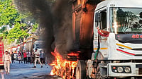 Truck Catches Fire on Mumbai-Ahmedabad Highway; Electronics Valued at Crores Damaged Photo: PTI : Truck Catches Fire on Mumbai-Ahmedabad Highway; Electronics Valued at Crores Damaged