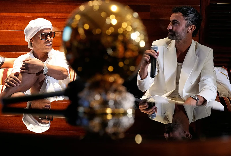 Ronaldinho Signs Up For Italian Serie C club - Giorgio Mallone, Ravenna FC creative director