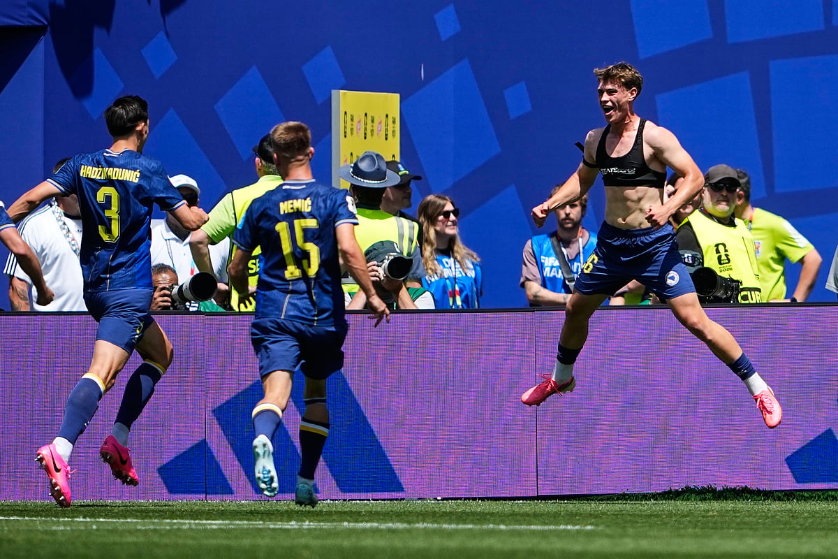 Bosnia Vs Qatar FIFA World Cup 2026 Group B Ermin Mahmic Celebs AP Photo