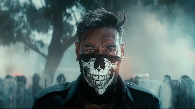 Ajay Devgn Chauhaan First Look - YouTube