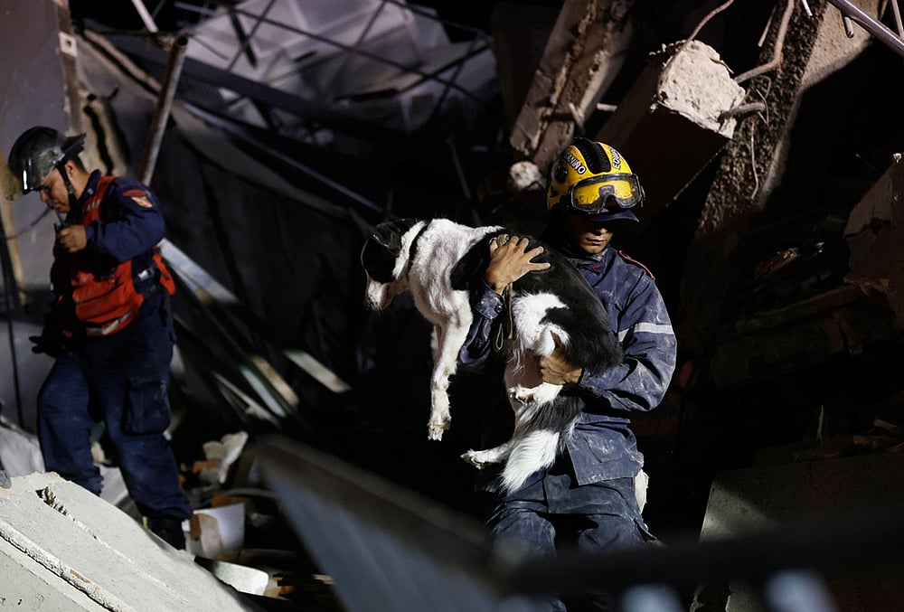 Venezuela earthquake aftermath pictures
