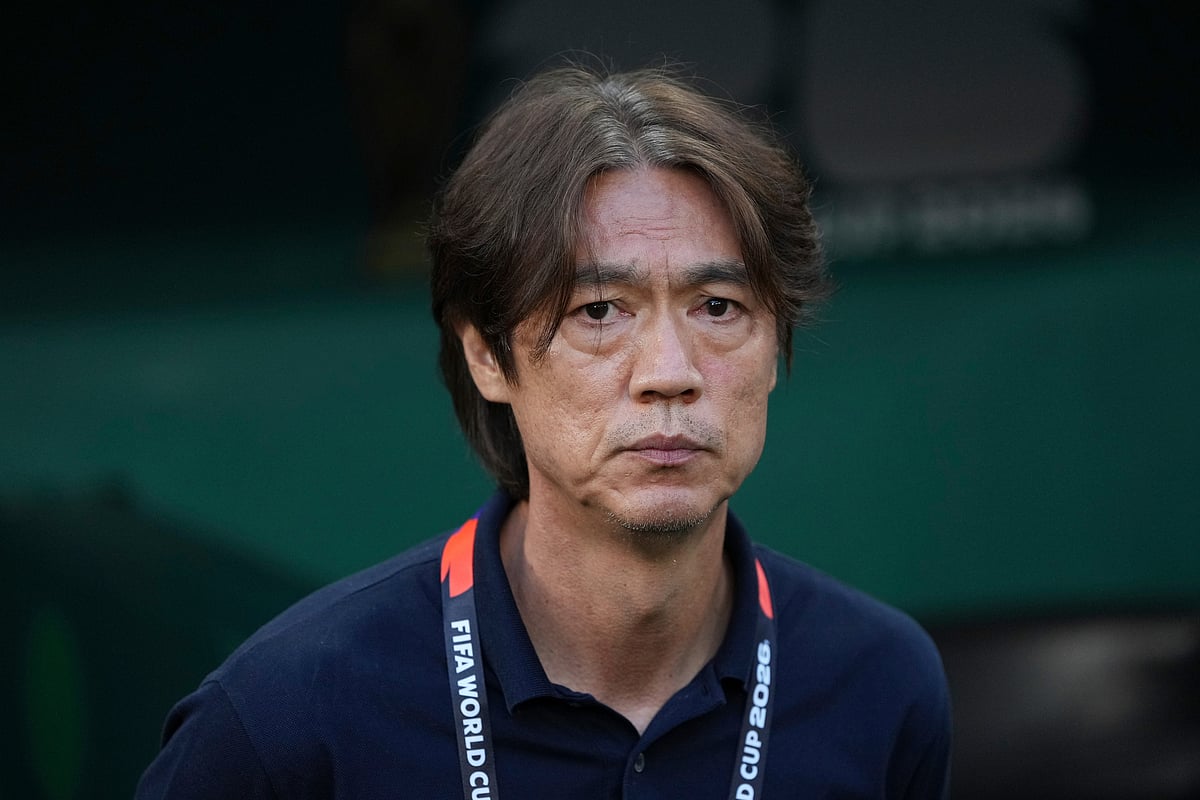South Africa Vs South Korea FIFA World Cup 2026 Group A Hong Myung-bo looks on action AP Photo