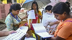 SIR Drive Begins in Telangana, 36,000 BLOs Set to Knock on Doors - null