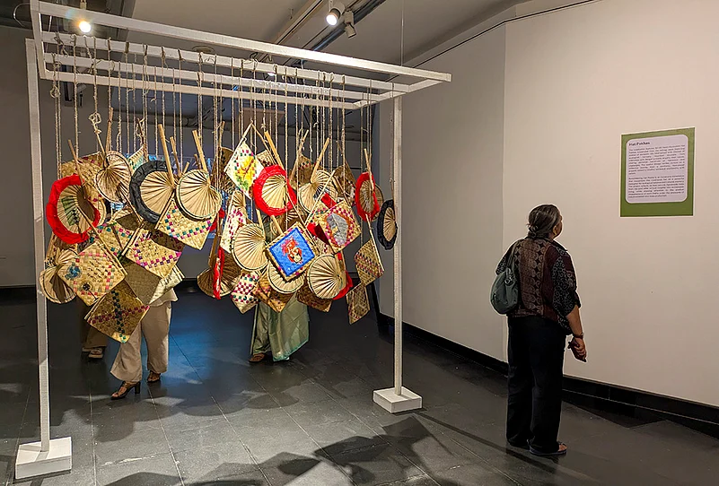 De la Terre a lAme exhibition in Delhi
