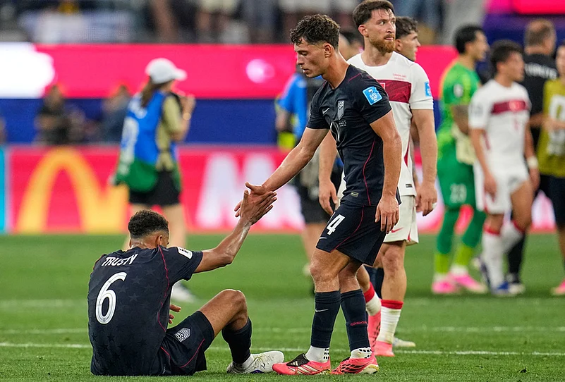 US vs Turkey World Cup Soccer highlights-Sebastian Berhalter