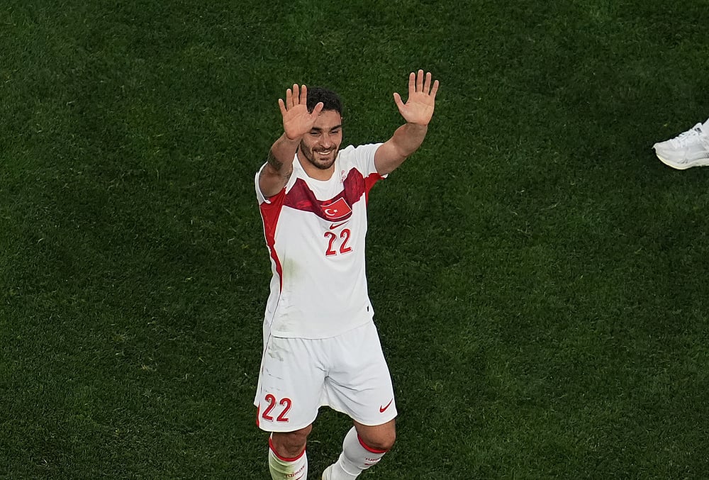 US vs Turkey World Cup Soccer highlights-Kaan Ayhan