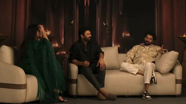 Rana Daggubati, Prabhas & Anushka Shetty hint at Baahubali 3 - X