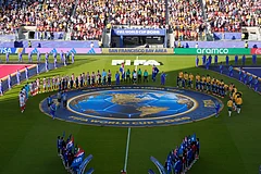 Players stand for the national anthem during the World Cup Group D soccer match between Paraguay and Australia in Santa Clara, Calif., near San Francisco, Thursday, June 25, 2026. - (AP Photo/Jeff Chiu)