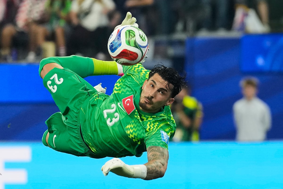 Turkiye vs USA, FIFA World Cup 2026 Group D Ugurcan Cakir makes a save AP Photo
