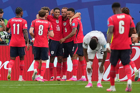 England's Harry Kane (9) celebrates after scoring his side's second goal during the World Cup Group L soccer match between Panama and England in East Rutherford