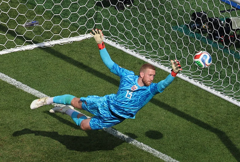 Norway vs France FIFA World Cup 2026 Soccer highlights-Egil Selvik