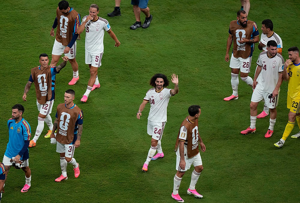 Spain players react after the World Cup Group H soccer match between Uruguay and Spain in Zapopan, near Guadalajara, Mexico.
 - | Photo: AP/Fernando Llano