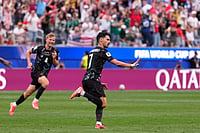 AP/Mark J. Terrill : Canada's Stephen Eustaquio (7) celebrates scoring his side's opening goal during a World Cup round of 32 soccer match