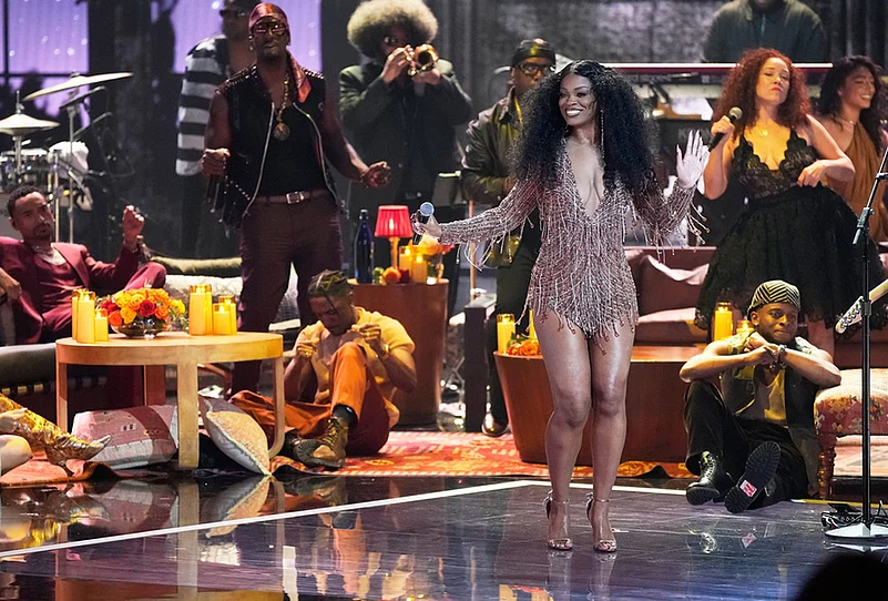 Ari Lennox BET 2026 performance