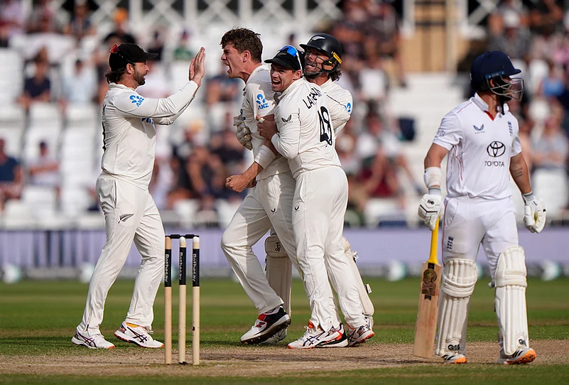 England vs New Zealand 3rd Test Day 4 highlights-Ben Sears
