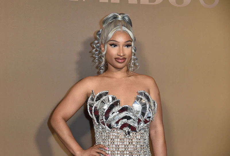 Jennaske BET Awards red carpet look