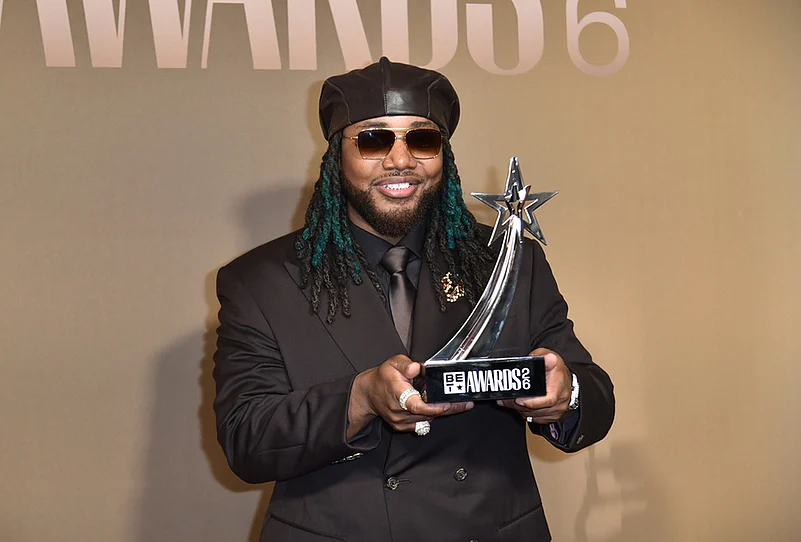 Leon Thomas, winner of the Best Male R&B/Pop Artist 2026