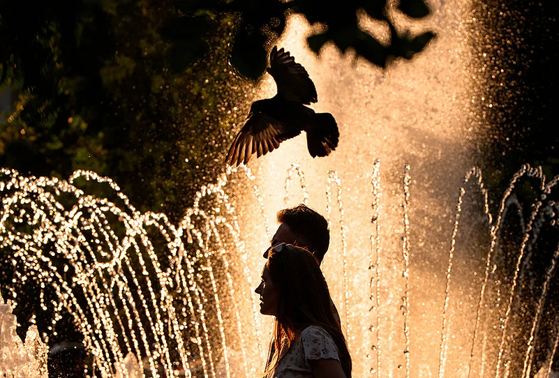 Early Heat Wave in Europe best photo highlights-Bucharest heatwave