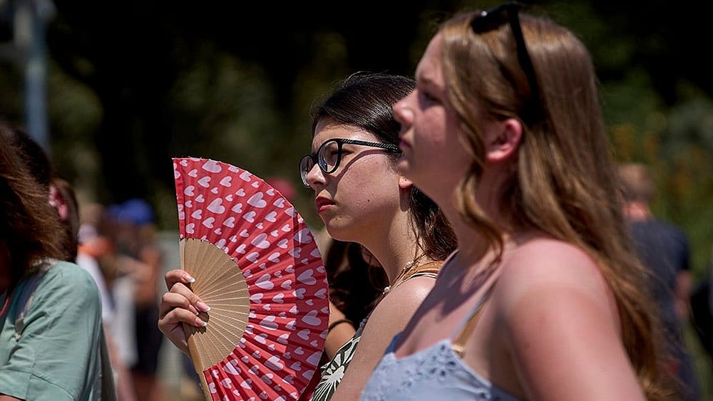 | Photo: AP/Emilio Morenatti
