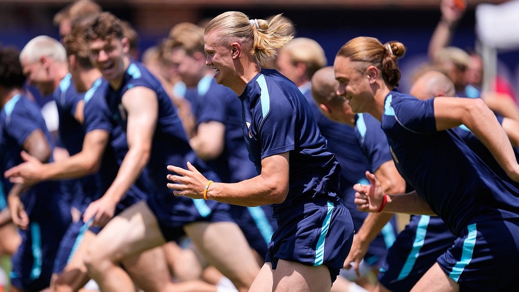 Norway's Erling Haaland, center, participates in a training session in Dallas, Monday, June 29, 2026, ahead of his team's FIFA World Cup match against the Ivory Coast - AP Photo/Tony Gutierrez