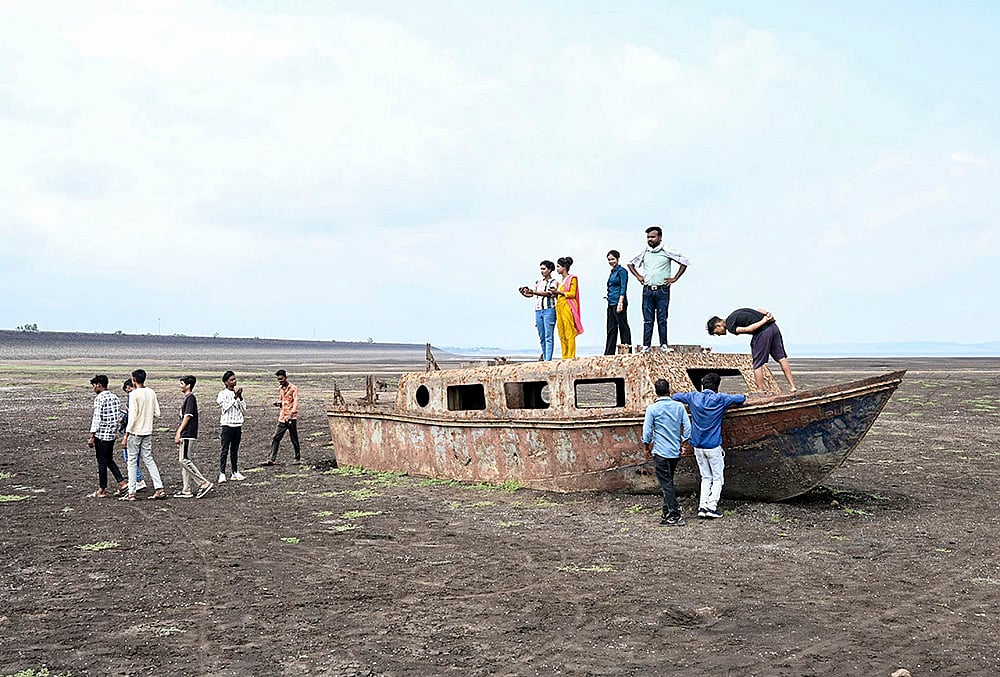 Bargi Dam water level recede