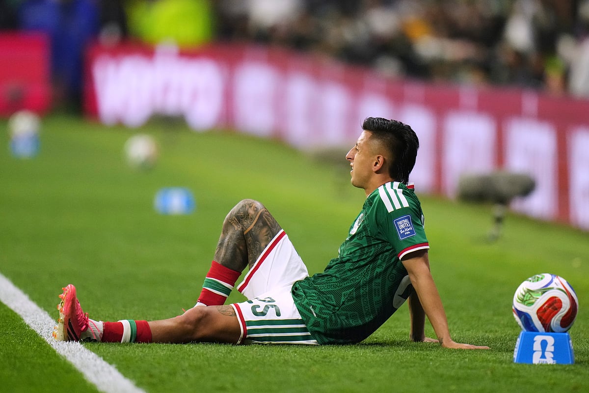 Mexico vs Ecuador, FIFA World Cup 2026 Rd 32 Roberto Alvarado breather AP Photo