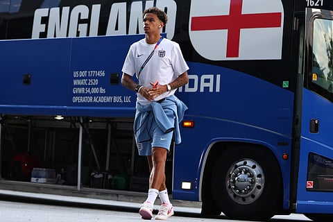 England's Nico O'Reilly (3) arrives for the World Cup round of 32 soccer match between England and Congo in Atlanta,