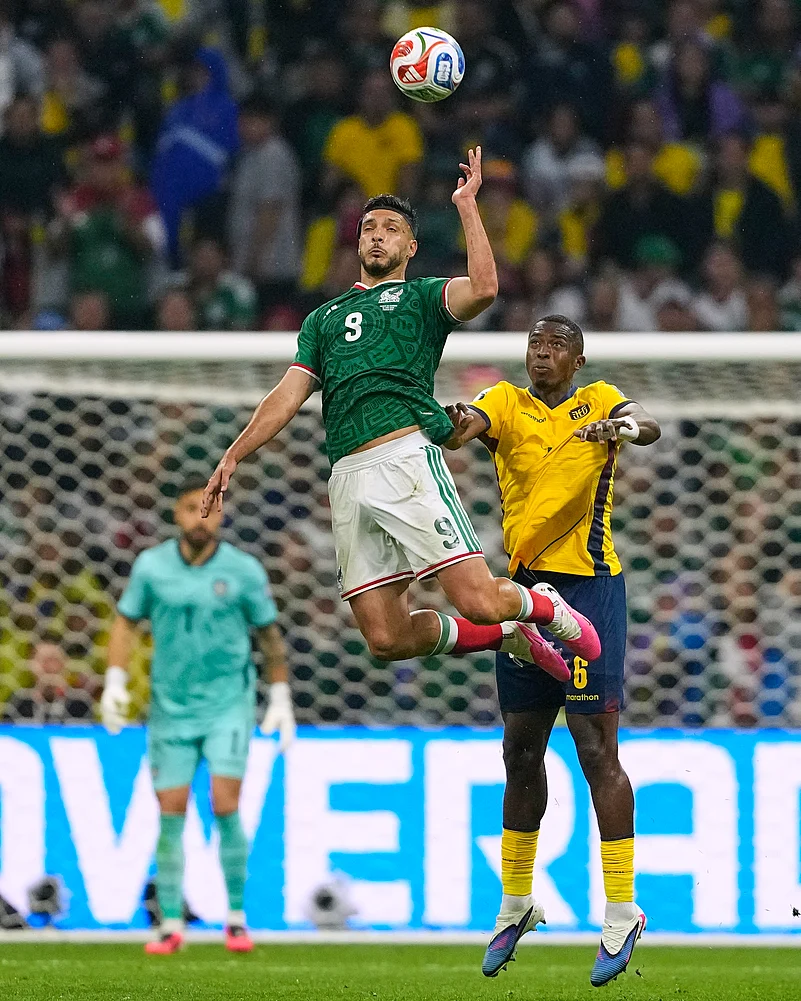 Mexico vs Ecuador, FIFA World Cup 2026 Rd 32 Raul Jimenez and Willian Pacho AP Photo