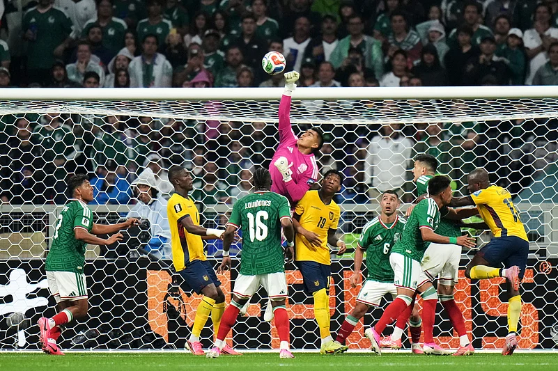 Mexico vs Ecuador, FIFA World Cup 2026 Rd 32 Raul Rangel punches Away AP Photo