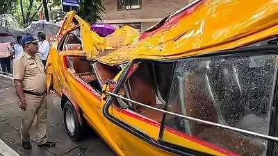 Mumbai School Bus Tragedy Figures in Maharashtra Assembly; Members Slam BMC