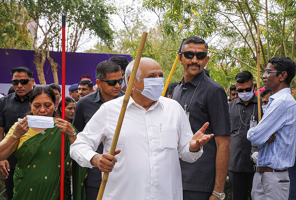 Bhupendra Patel takes part in cleanliness drive