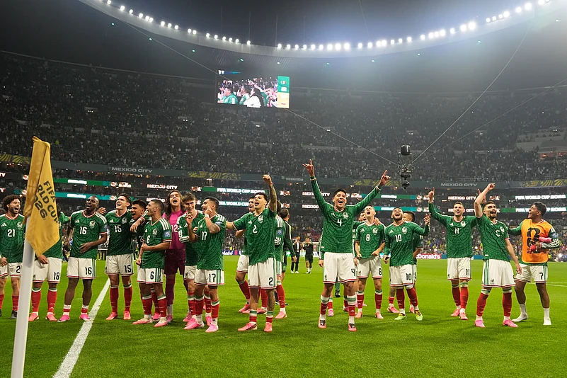 Mexico vs Ecuador FIFA World Cup 2026 Rd 32 Mexico players celebrate win AP Photo