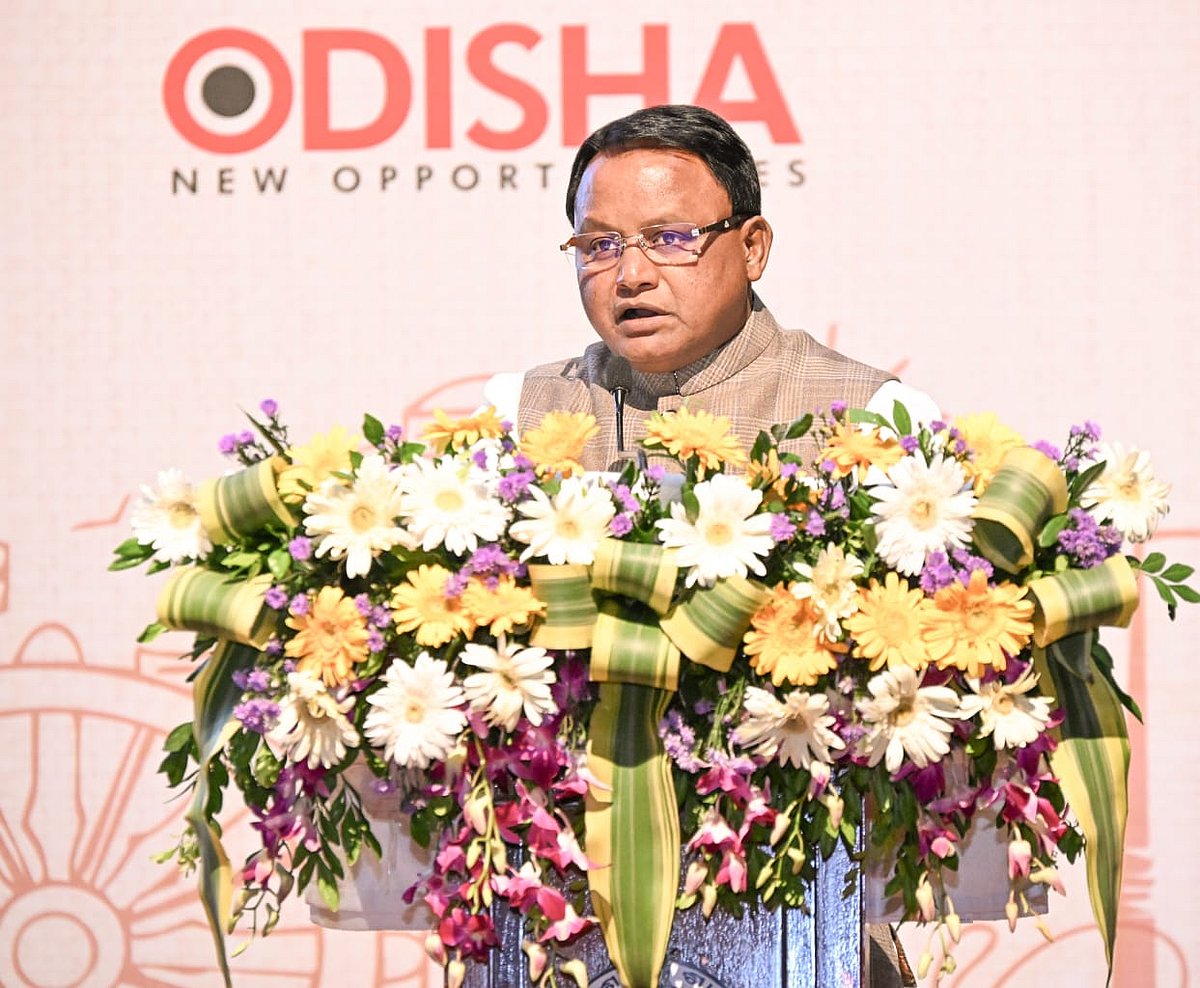 Chief Minister Mohan Charan Majhi speaking at the signing ceremony