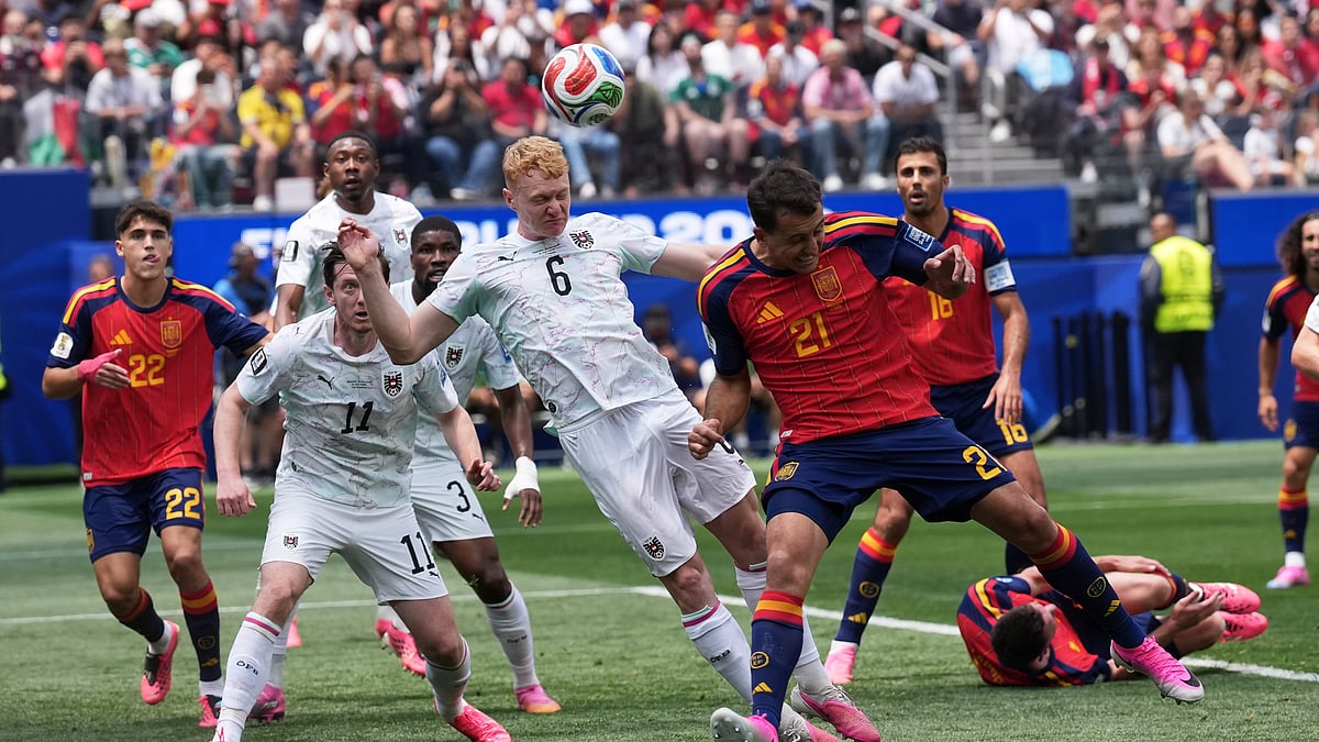Austria's Nicolas Seiwald (6) heads the ball next to Spain's Mikel Oyarzabal (21) during the World Cup round of 32 soccer match between Spain and Austria in Inglewood, Calif., near Los Angeles, Thursday, July 2, 2026. - (AP Photo/Jae C. Hong)