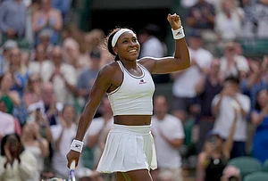 | Photo: AP/Kin Cheung : Coco Gauff of the United States celebrates her victory against Solana Sierra of Argentina in their second round women's singles match at the Wimbledon Tennis Championships in London, Wednesday, July 1, 2026.