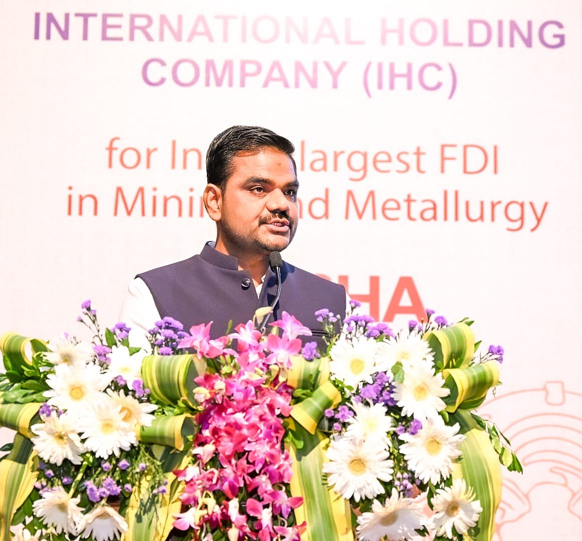 Minister Sampad Chandra Swain speaking at the signing ceremony