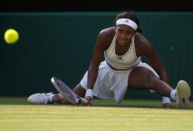 Coco Gauff Vs Solana Sierra