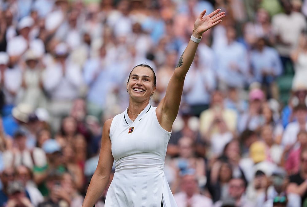 Aryna Sabalenka of Belarus celebrates her victory against McCartney Kessler of the United States in their second round women's singles match, at Wimbledon Tennis Championships in London, Wednesday, July 1, 2026.  - | Photo: AP/Kin Cheung