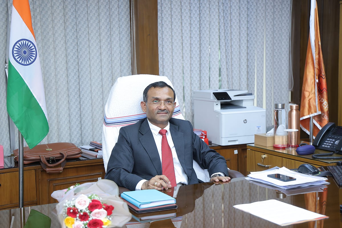 Shri Anupam Misra takes over as Chairman & Managing Director of Hindustan Copper Limited - null