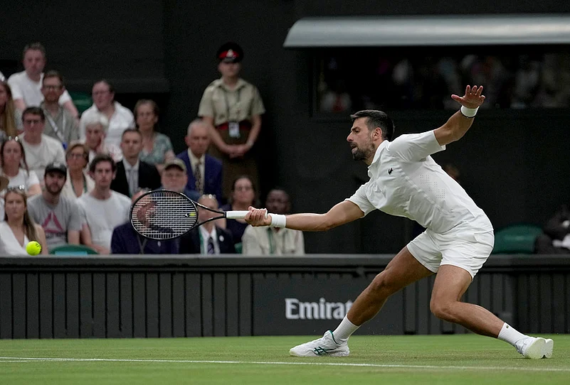 Novak Djokovic wimbledon tennis photo