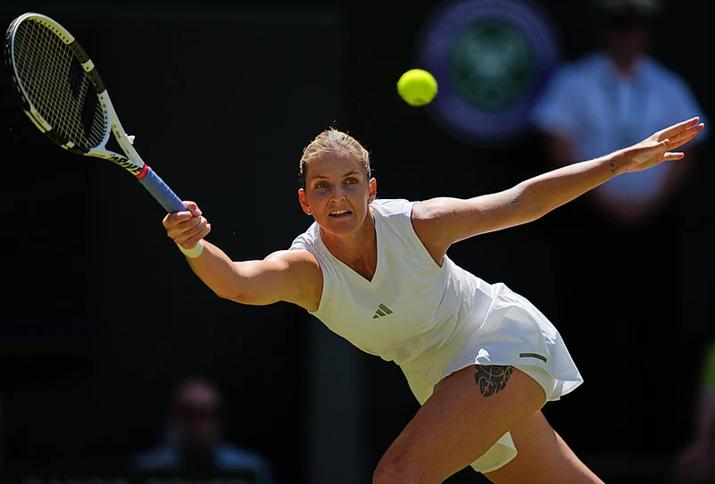 Iga Swiatek vs Karolina Pliskova wimbledon tennis match