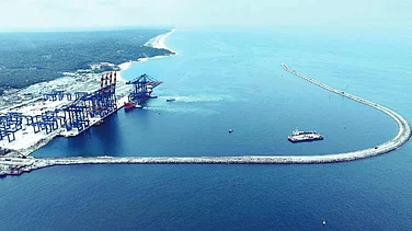 Kerala CM Pitches Port City Project as Key to Growth, Urges Builders to Seize Opportunities