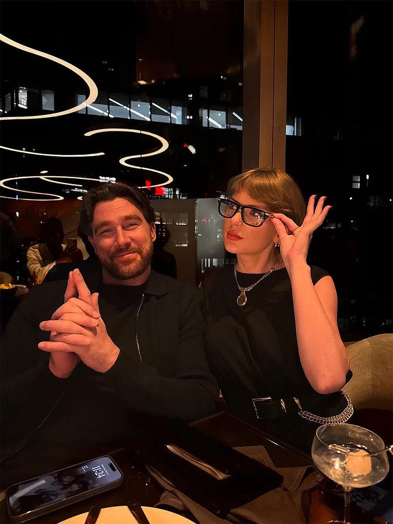 Taylor Swift engagement