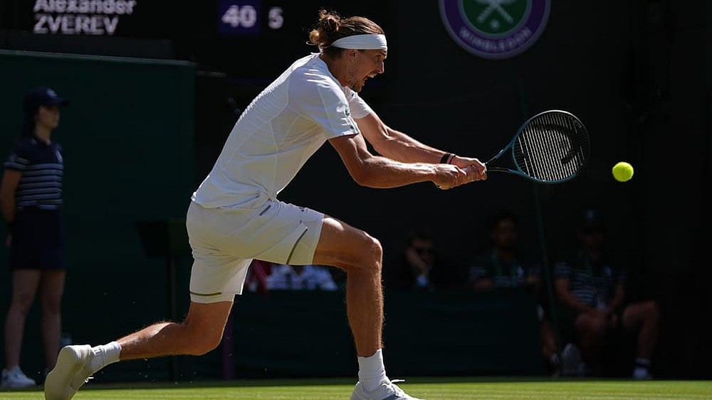 Alexander Zverev of Germany returns the ball to Valentin Royer of France in their second round men's singles match at the Wimbledon Tennis Championships in London, Thursday, July 2, 2026.  - | Photo: AP/Maja Smiejkowska