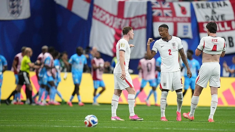 England players react after Congo's Brian Cipenga (9) opening goal of his team during the World Cup round of 32 soccer match between England and Congo in Atlanta - AP Photo/Jacob Kupferman